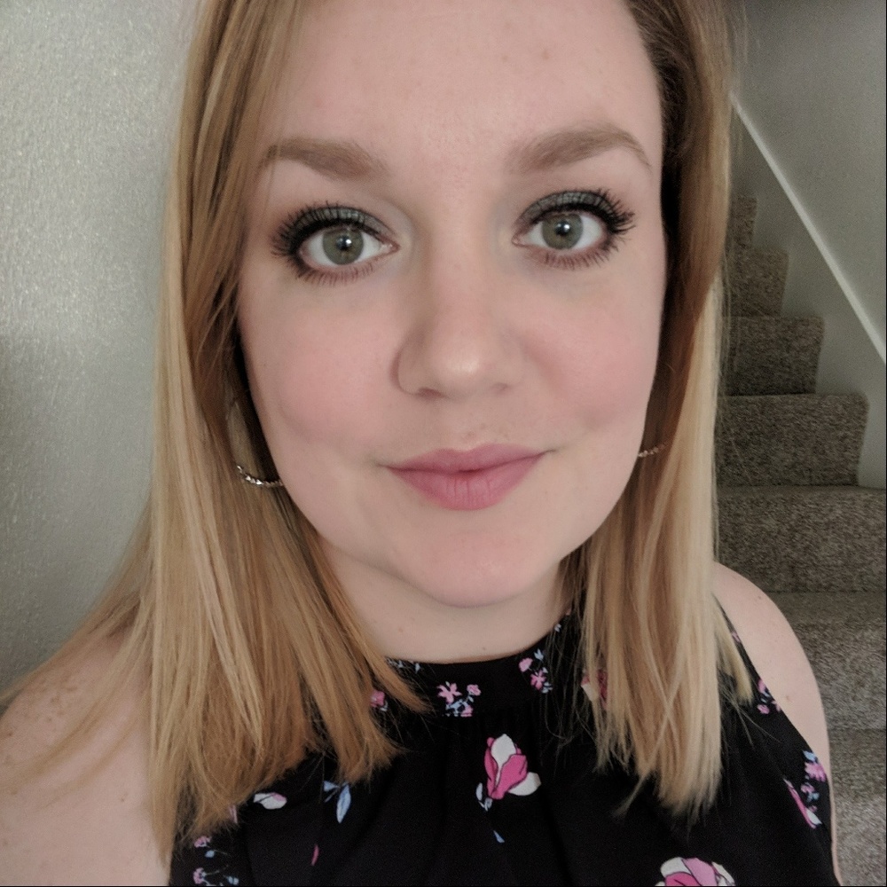 Meet your Posher, Leigh